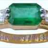 5cm_Green_square_emerald_ring_princess_diamonds_side_stones_Ajediam