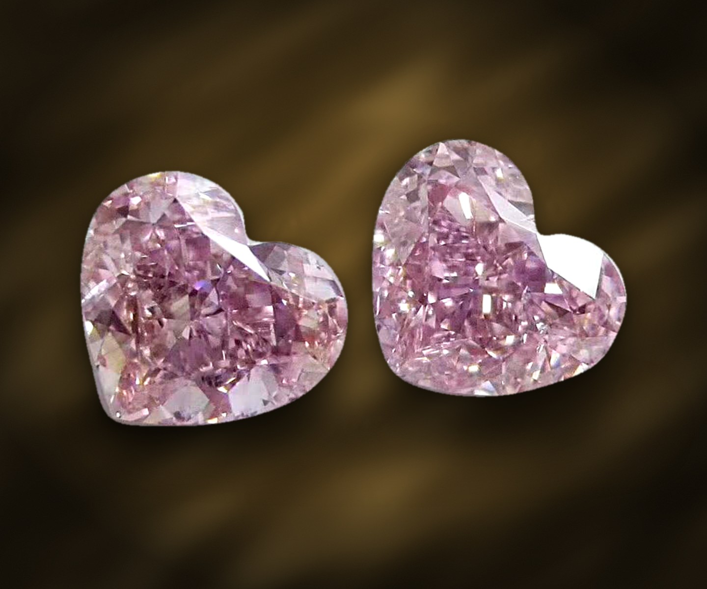 Pink heart-shaped diamonds, Ajediam Antwerp